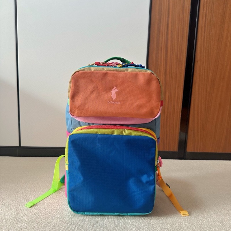Dopamine Color Block Backpack  - Outdoor Adventure Trips ulasan dan harga